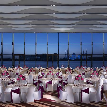 Hotel Fairmont Bab Al Bahr à Abou Dabi Restaurant photo